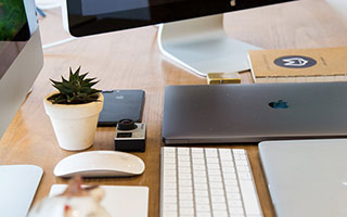 澳亚国际平台官网-皇马队夺冠后球员互相致谢，展示团结