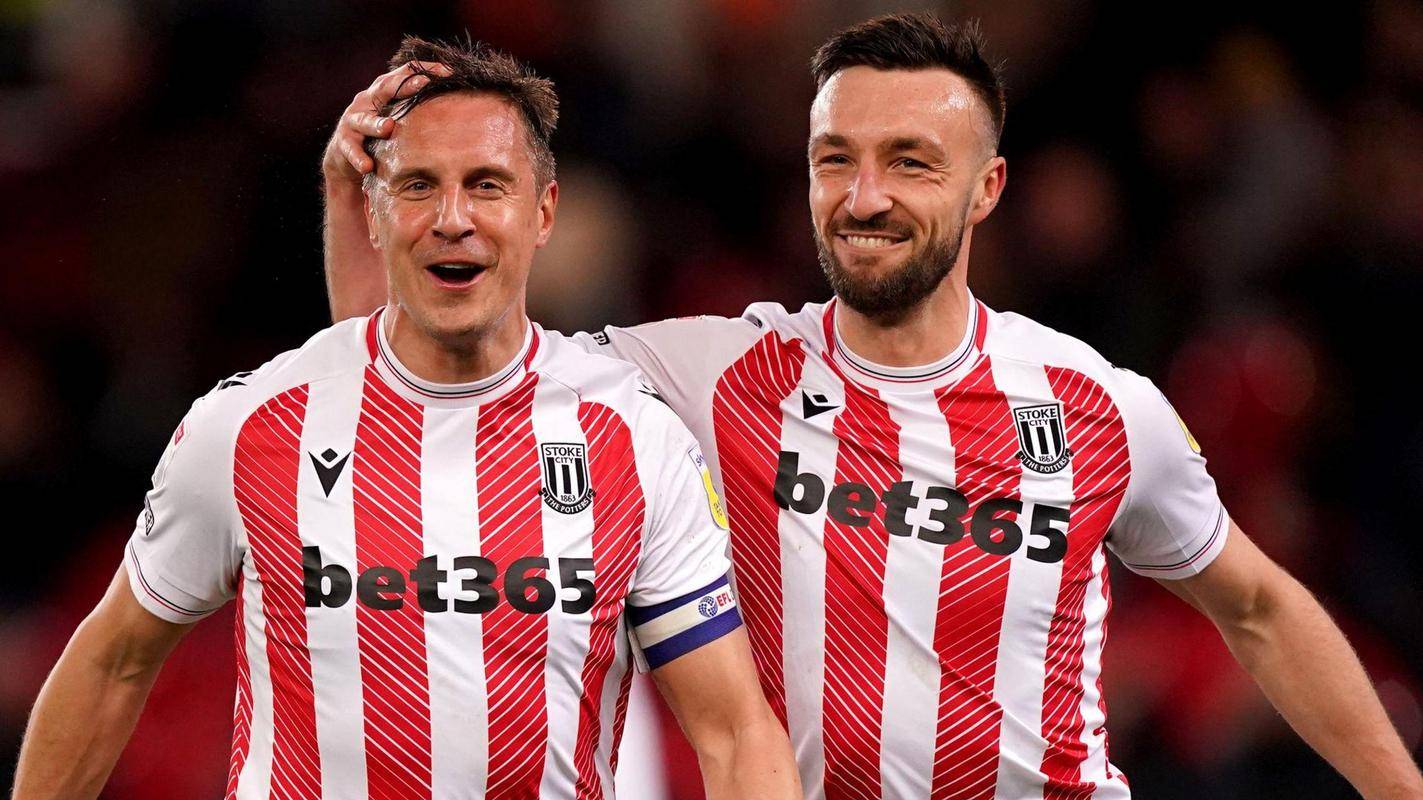 澳亚国际游戏-伯恩利主场大胜诺里奇，保级前景一片明朗